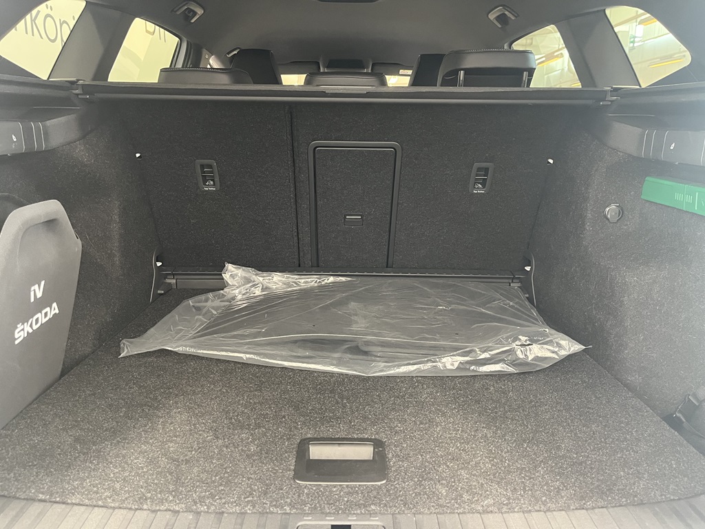 Skoda Enyaq HFJ37F