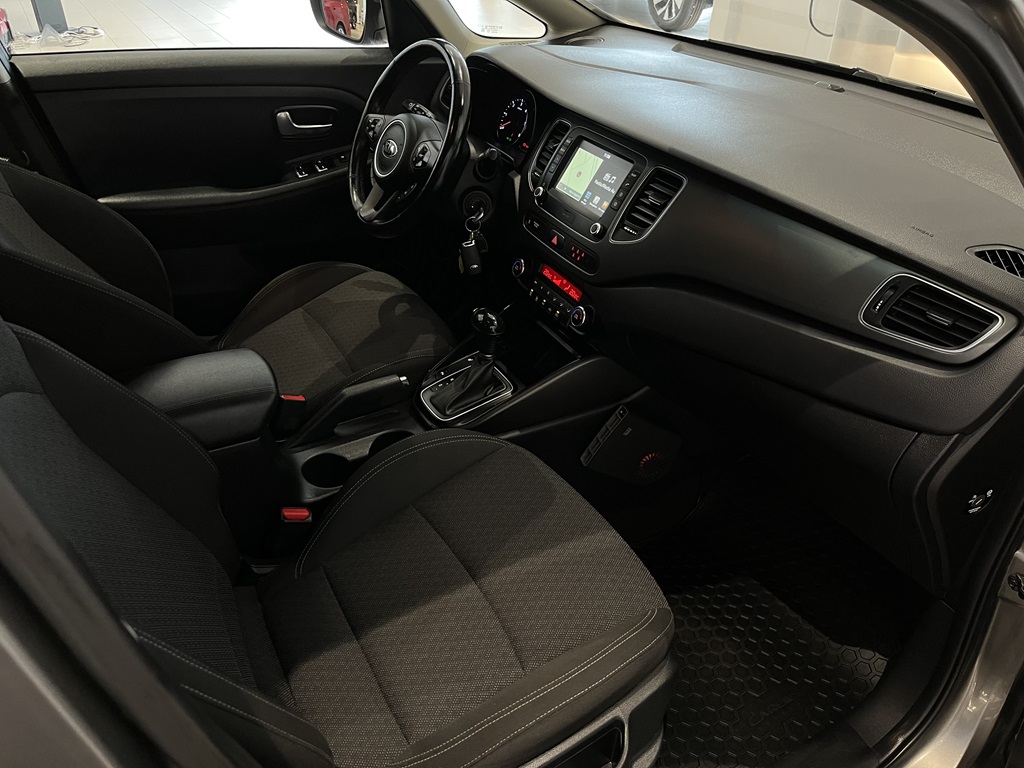 Kia Carens HFS735
