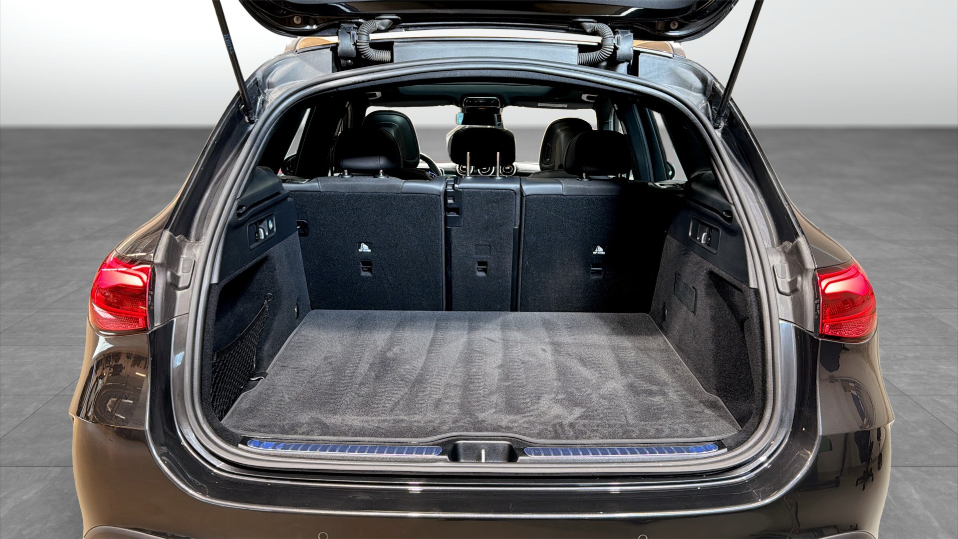 Mercedes GLC 300 HGC31A