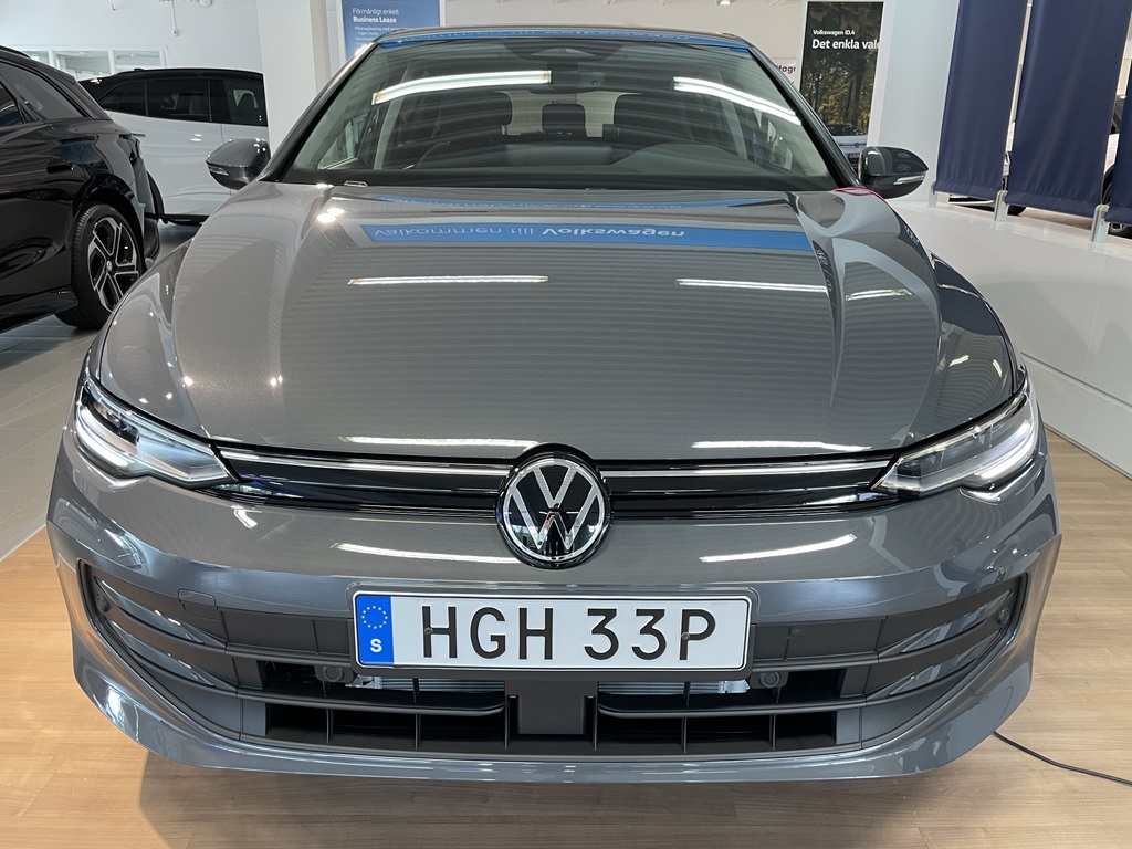 Volkswagen Golf HGH33P