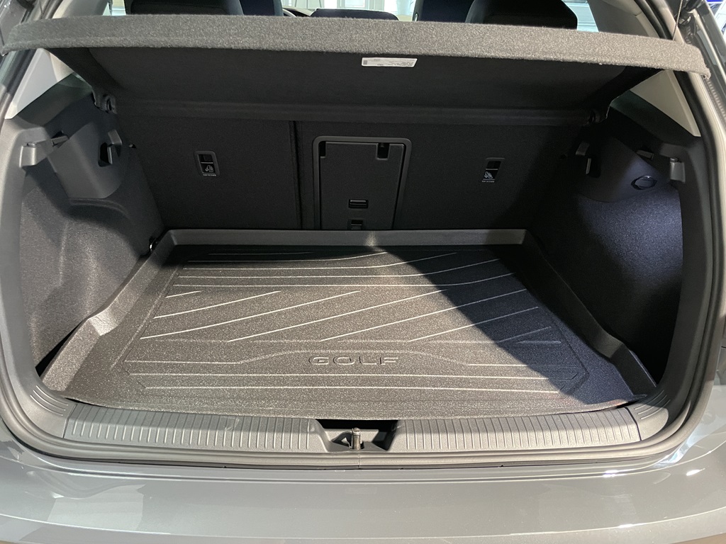 Volkswagen Golf HGH33P