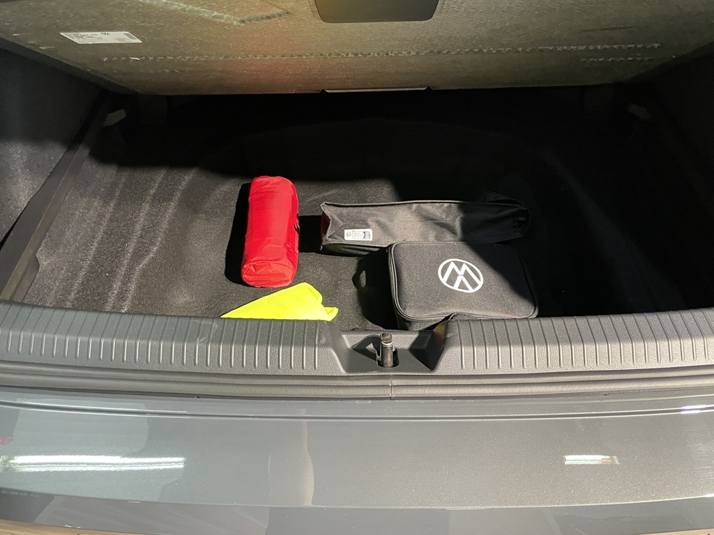 Volkswagen Golf HGH33P