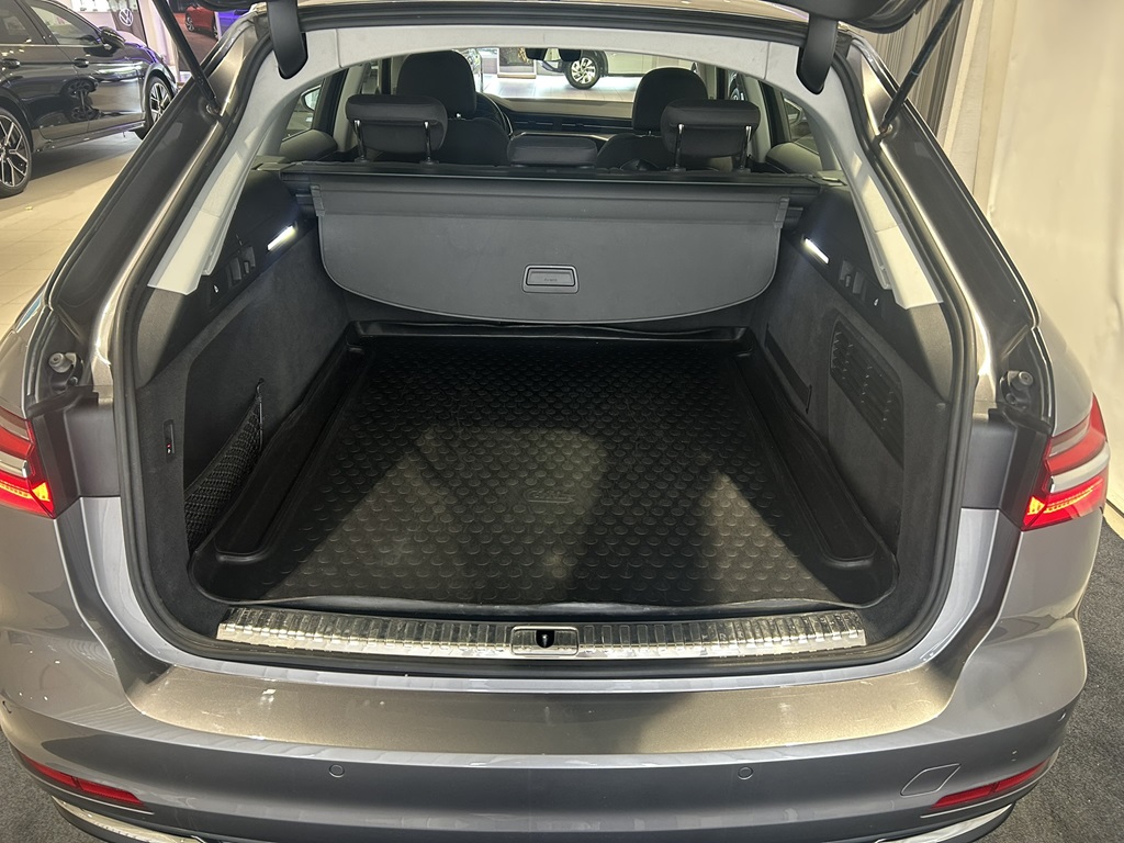 Audi A6 Avant HHD38C