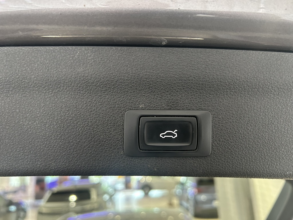 Audi A6 Avant HHD38C
