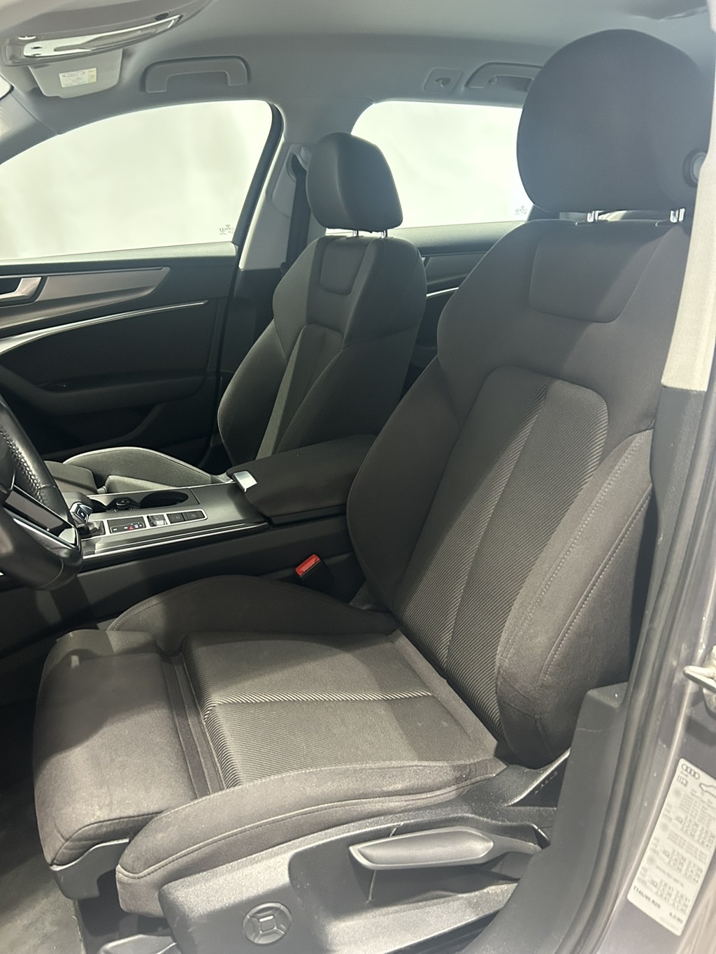 Audi A6 Avant HHD38C