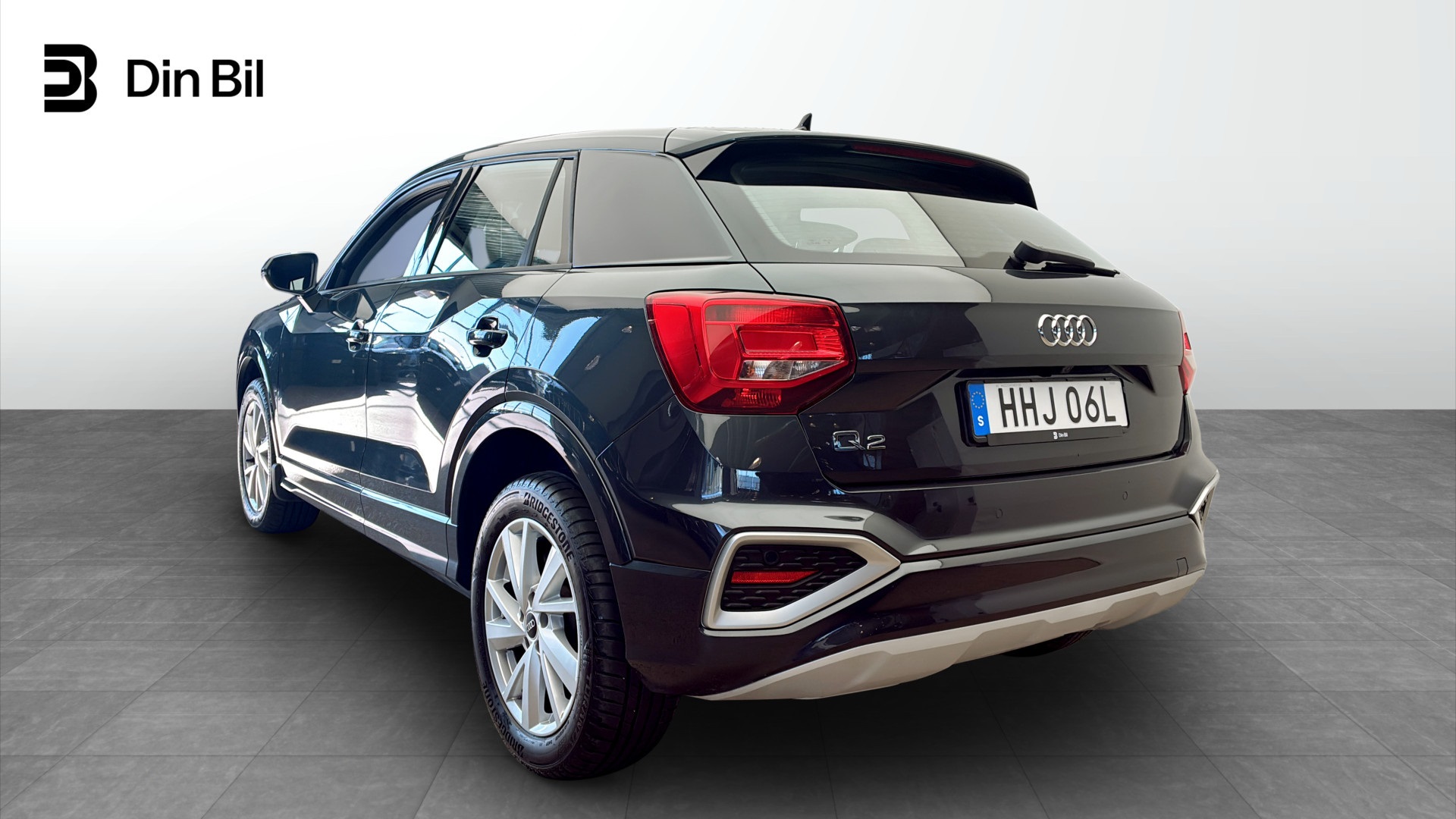 Audi Q2 HHJ06L