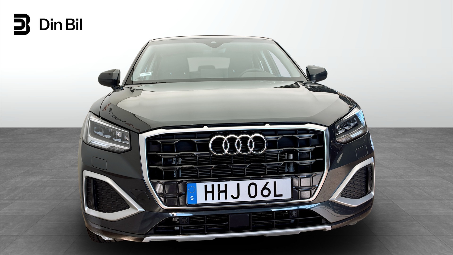 Audi Q2 HHJ06L