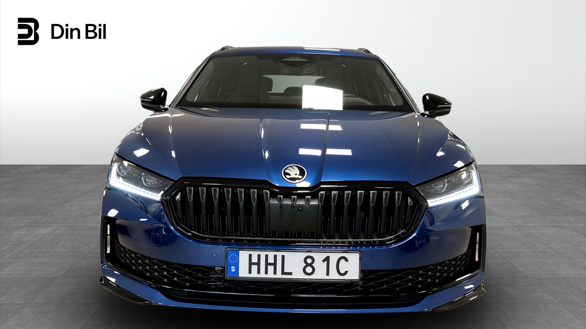 Skoda Superb Combi HHL81C