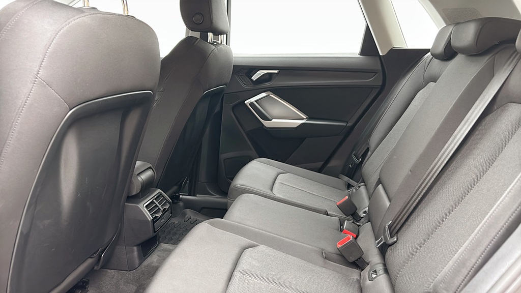 Audi Q3 HHO852