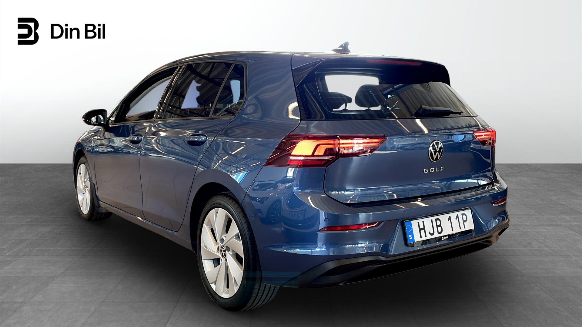 Volkswagen Golf HJB11P