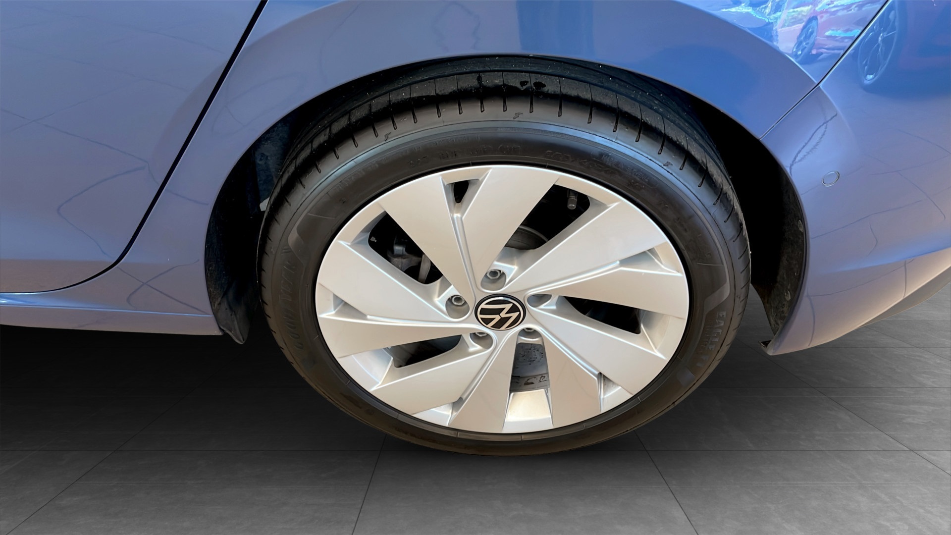 Volkswagen Golf HJB11P