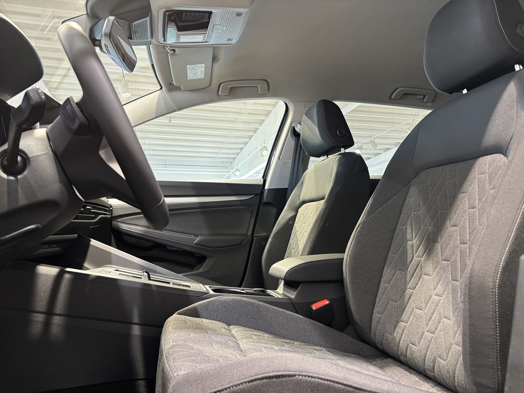 Volkswagen Golf Sportscombi HJB44C