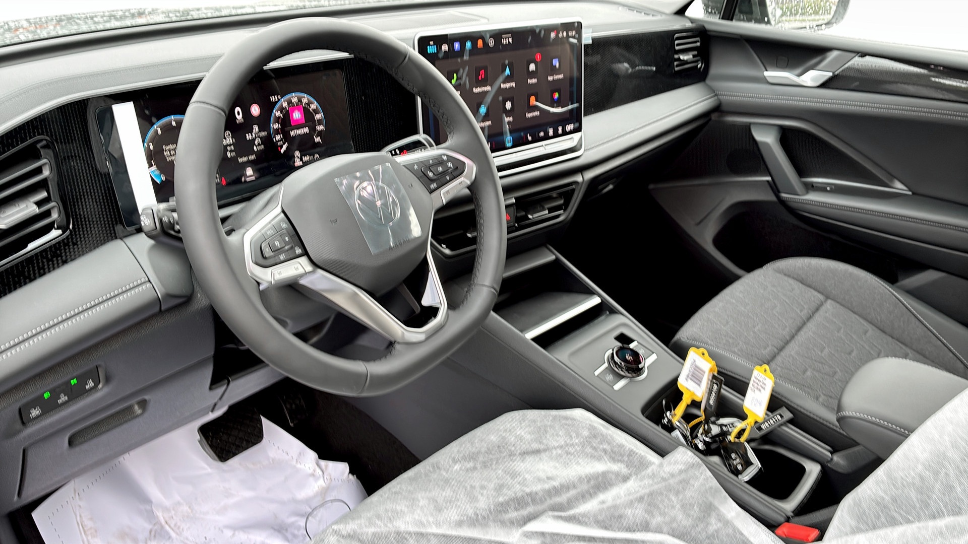 Volkswagen Tiguan HJK79J