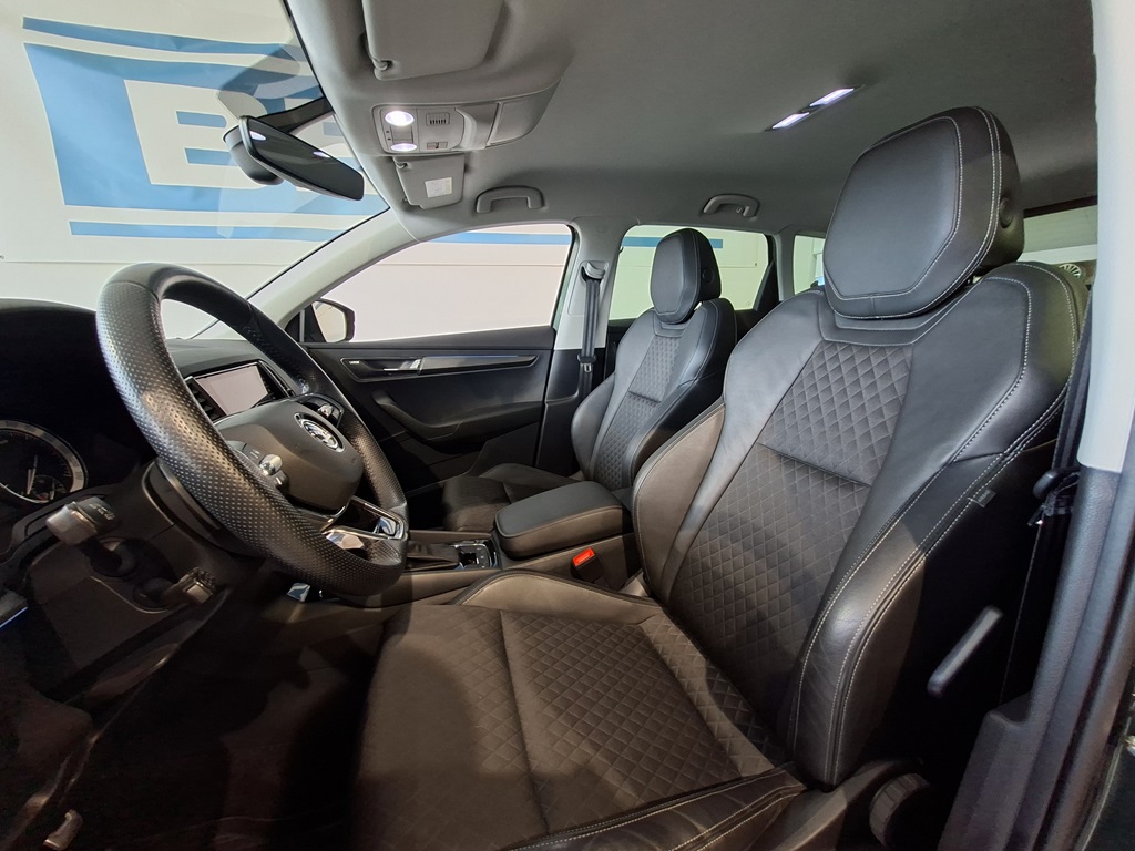 Skoda Karoq HJY69Y
