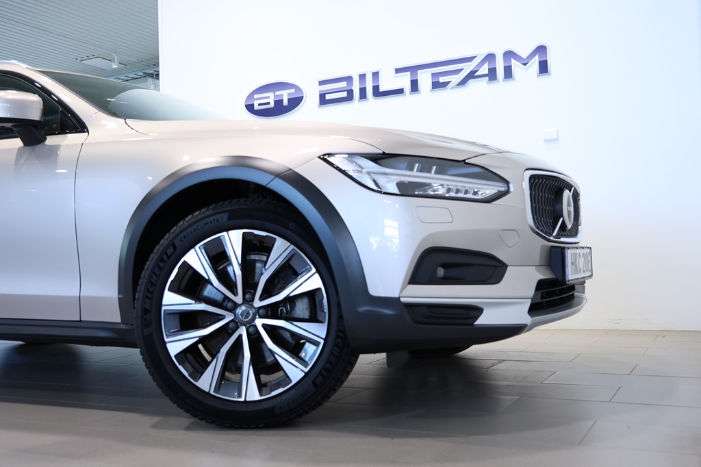 Volvo V90 Cross Country HKC20E