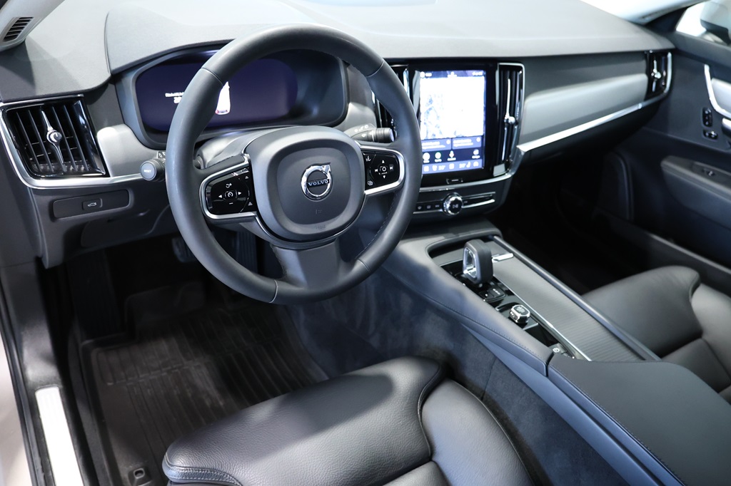 Volvo V90 Cross Country HKC20E