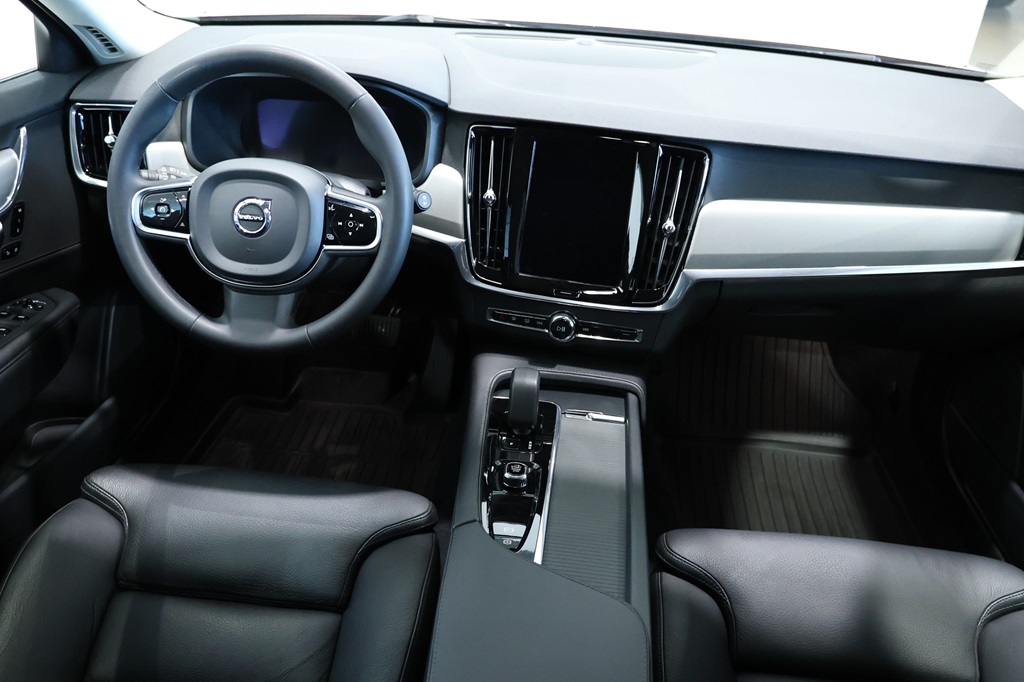 Volvo V90 Cross Country HKC20E