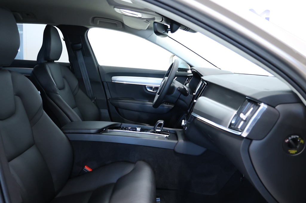 Volvo V90 Cross Country HKC20E