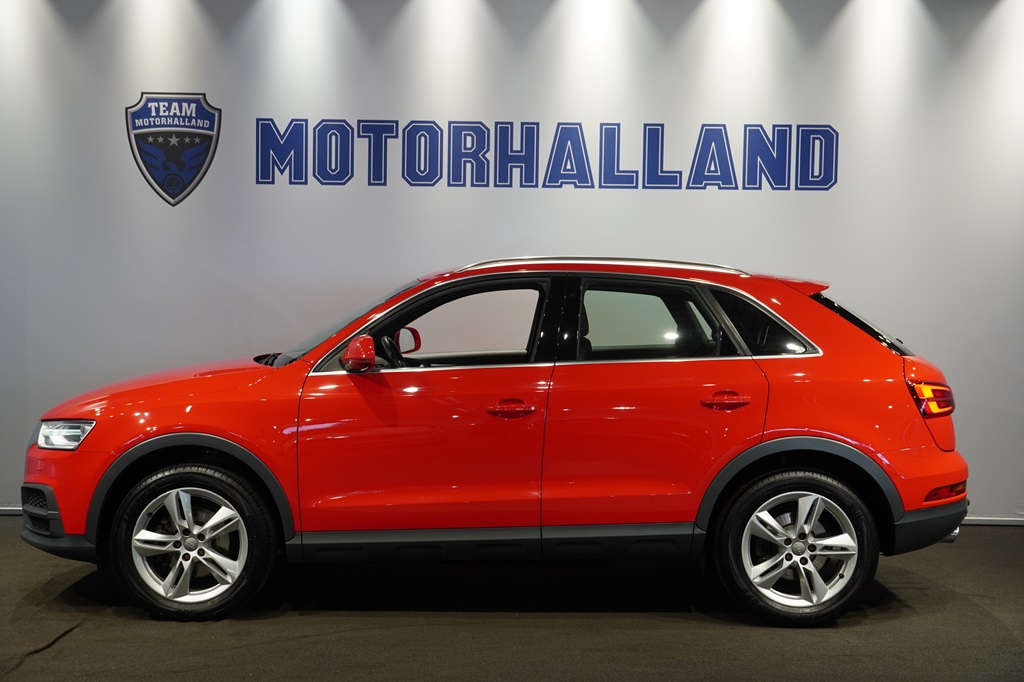 Audi Q3 HKL916