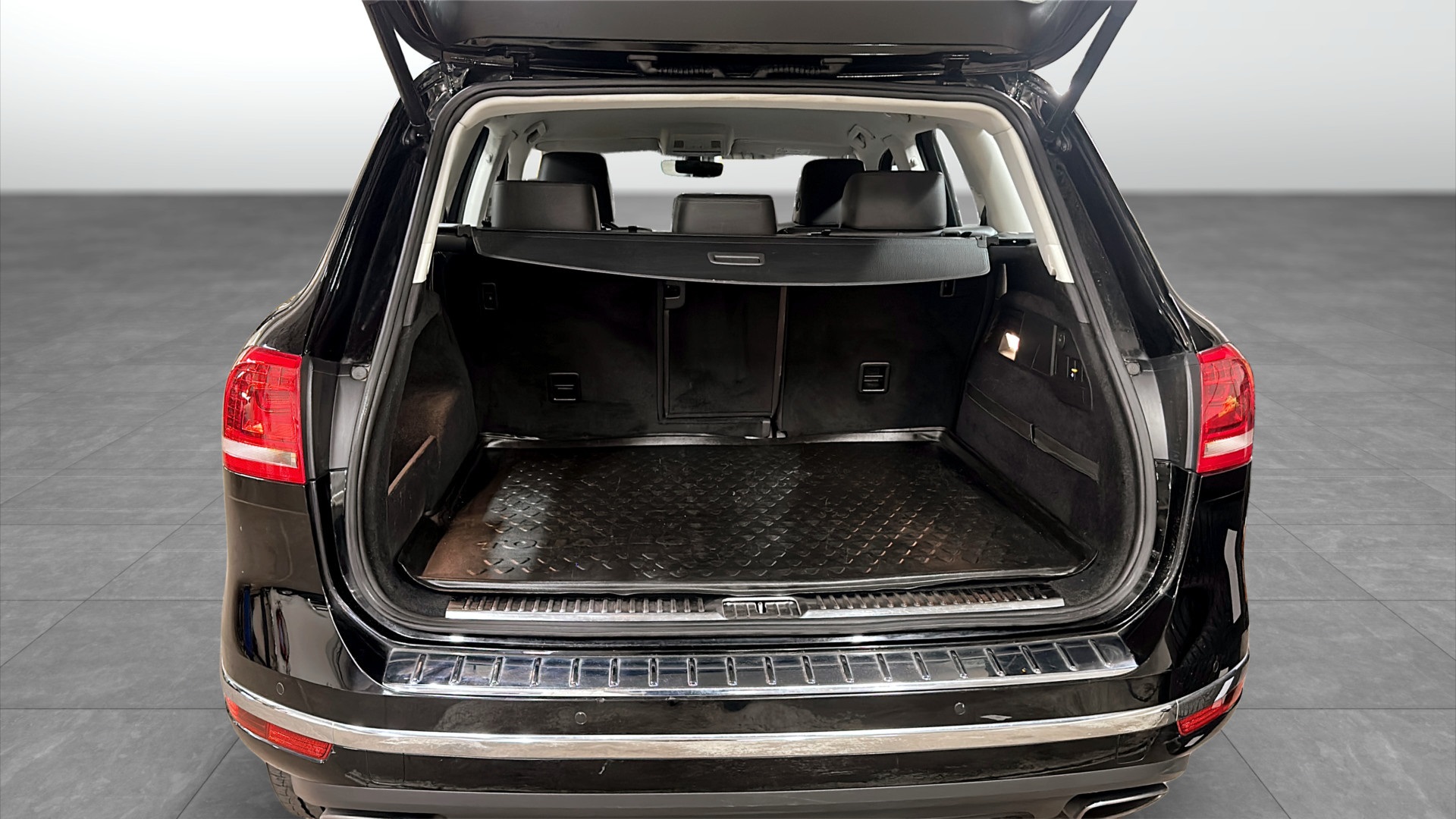 Volkswagen Touareg HKT855