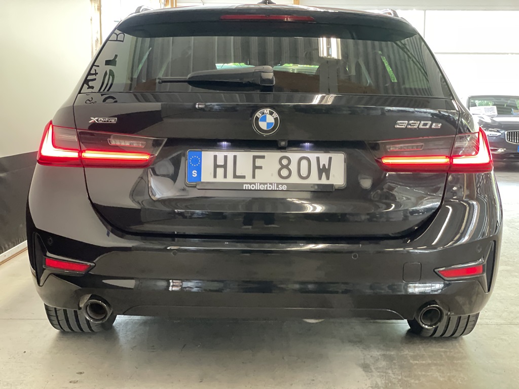 BMW 330e HLF80W