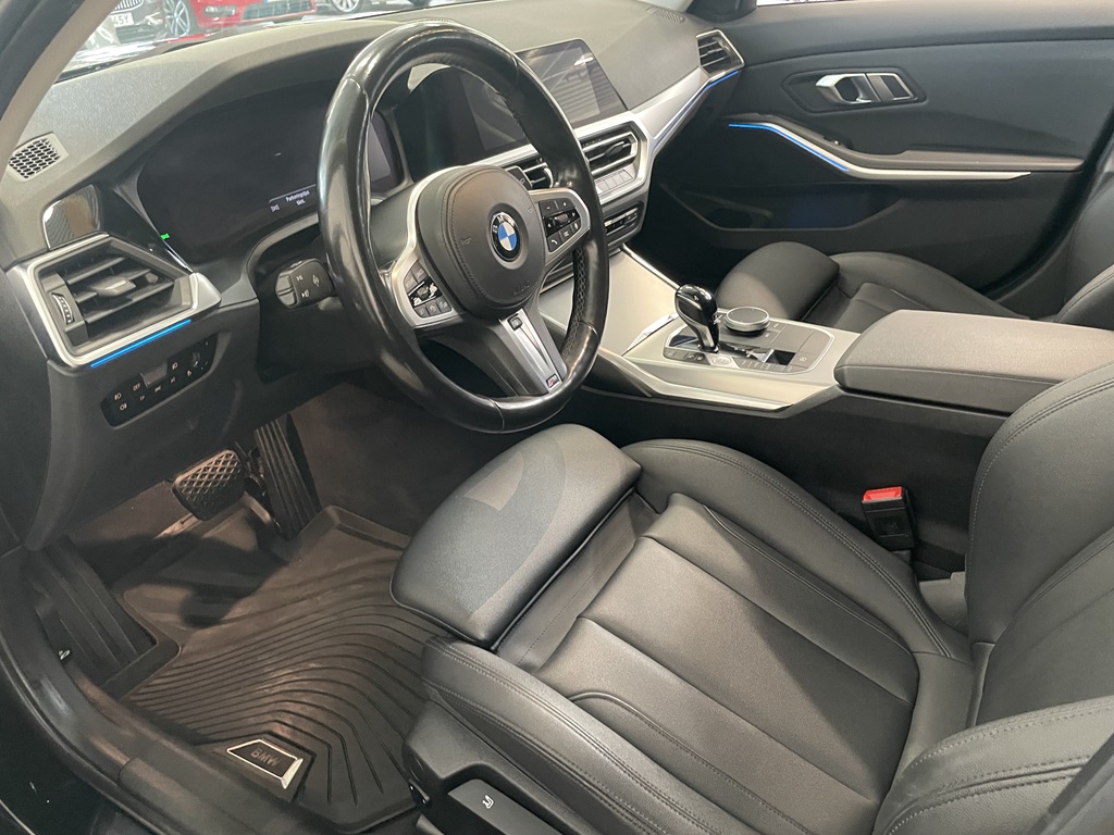 BMW 330e HLF80W