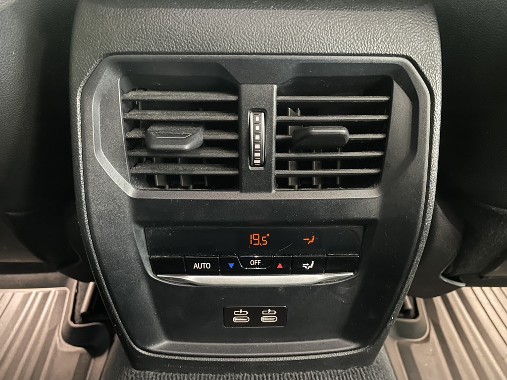 BMW 330e HLF80W