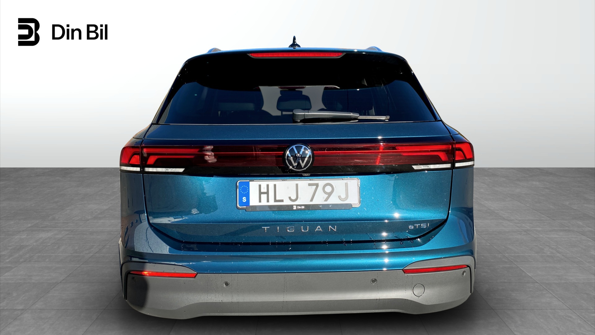 Volkswagen Tiguan HLJ79J