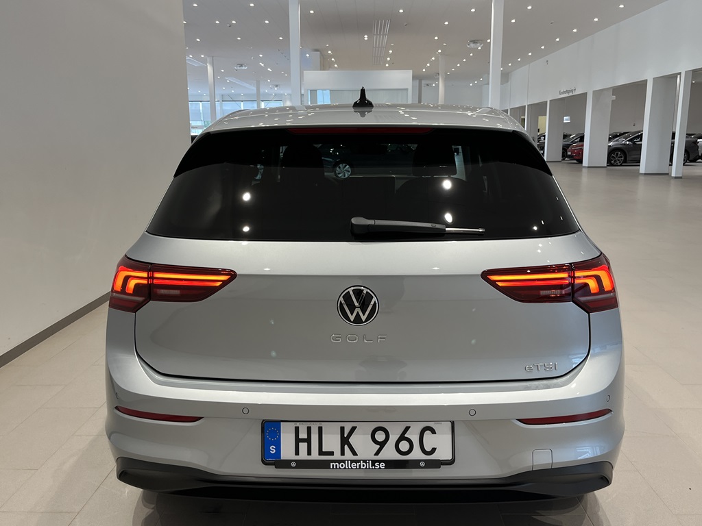 Volkswagen Golf HLK96C