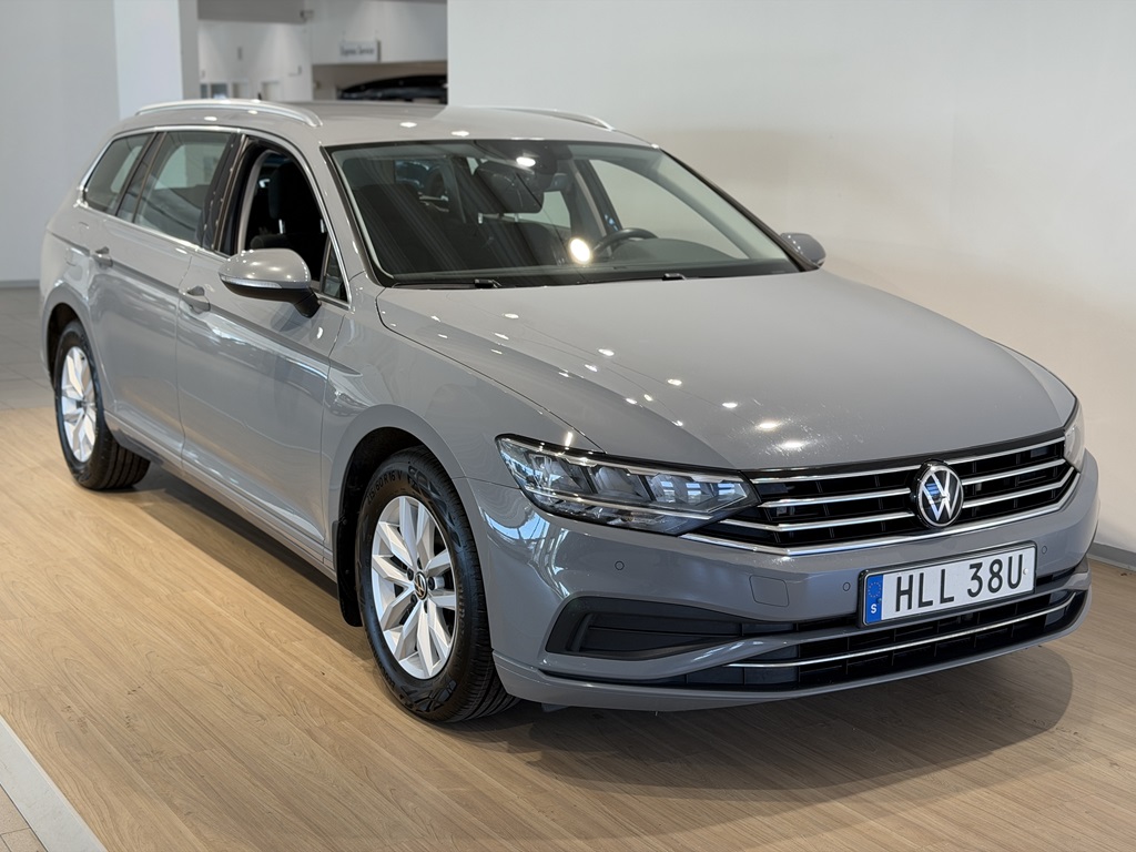 Volkswagen Passat Sportscombi HLL38U