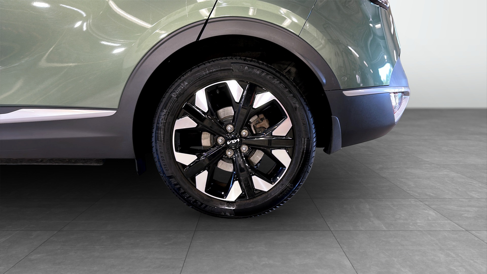 Kia Sportage HLL69R