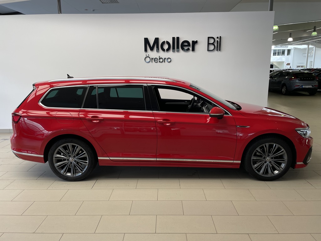 Volkswagen Passat HMG38U