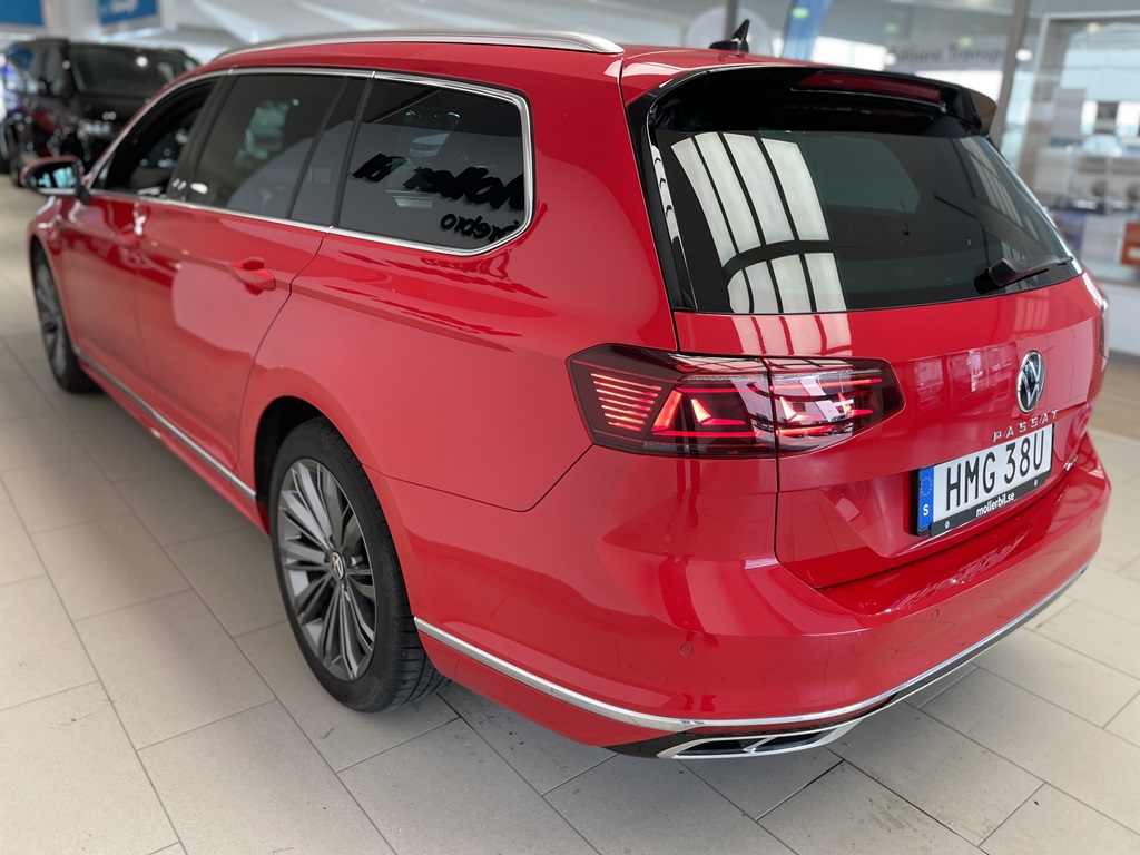 Volkswagen Passat HMG38U