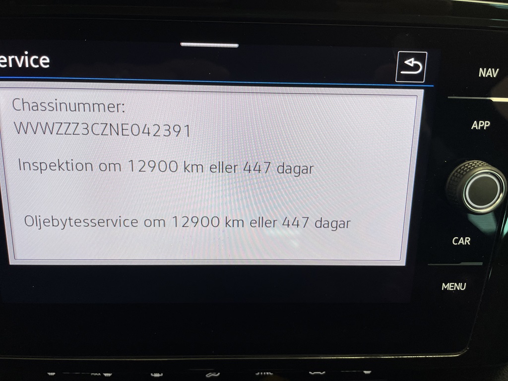 Volkswagen Passat HMG38U