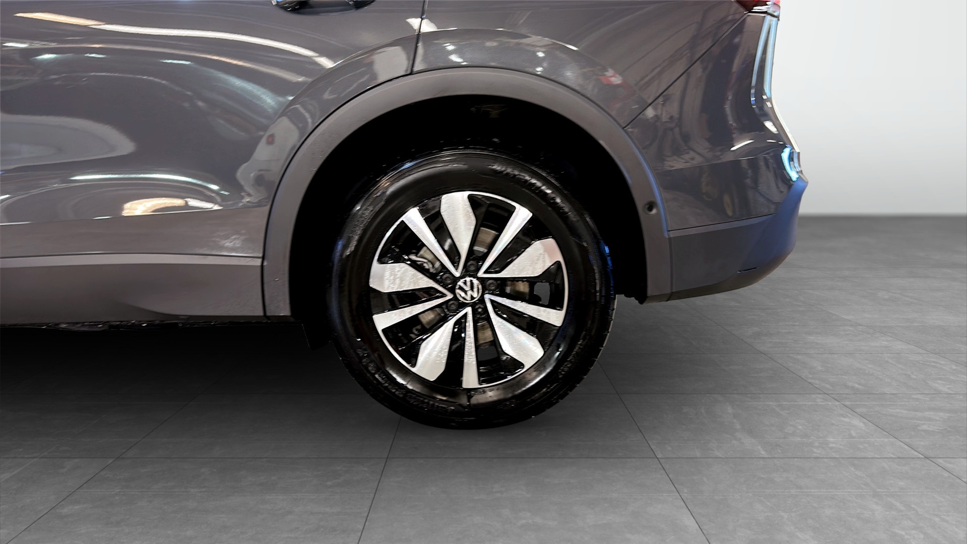 Volkswagen Tiguan HMJ08N