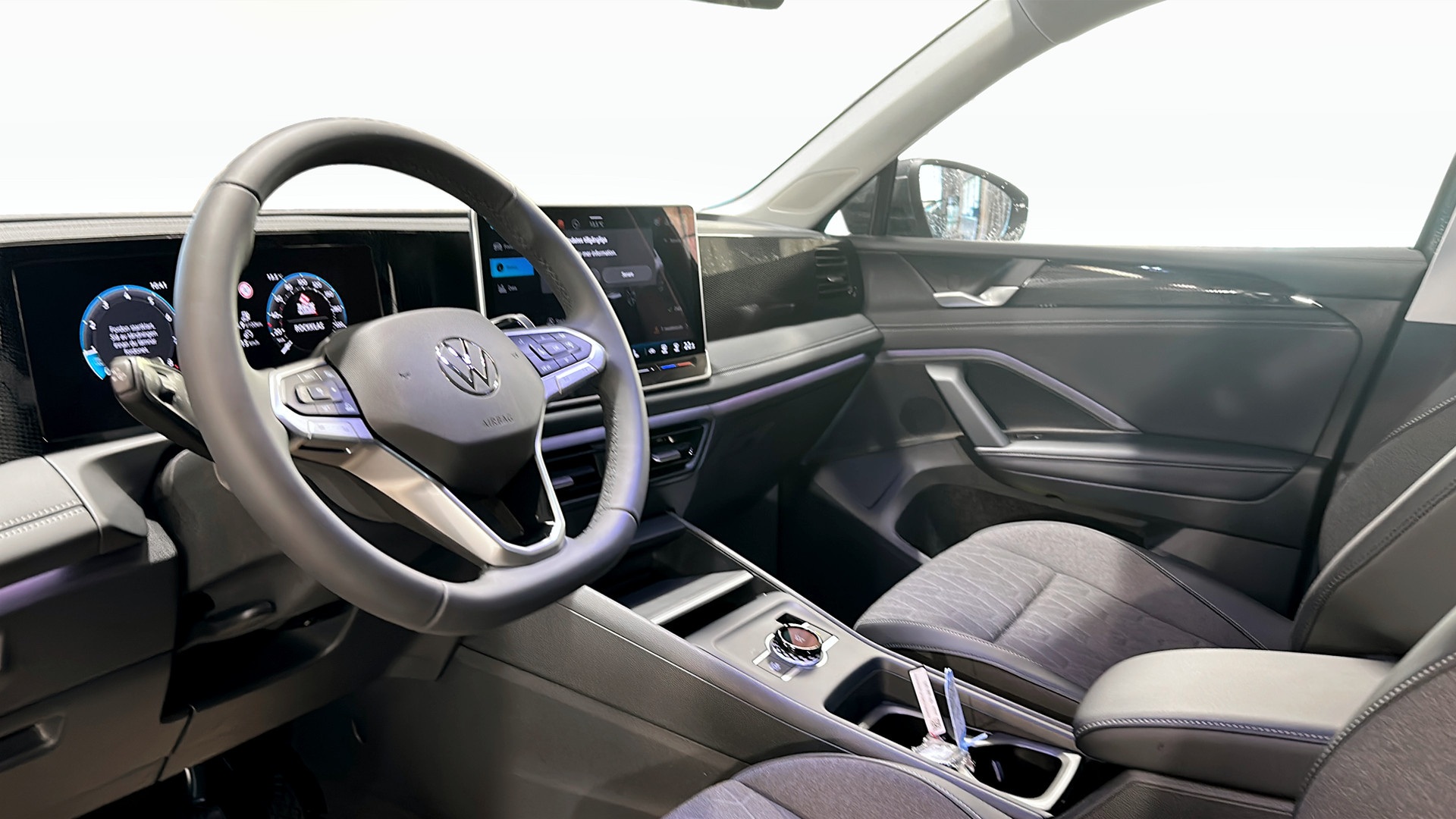 Volkswagen Tiguan HMJ08N