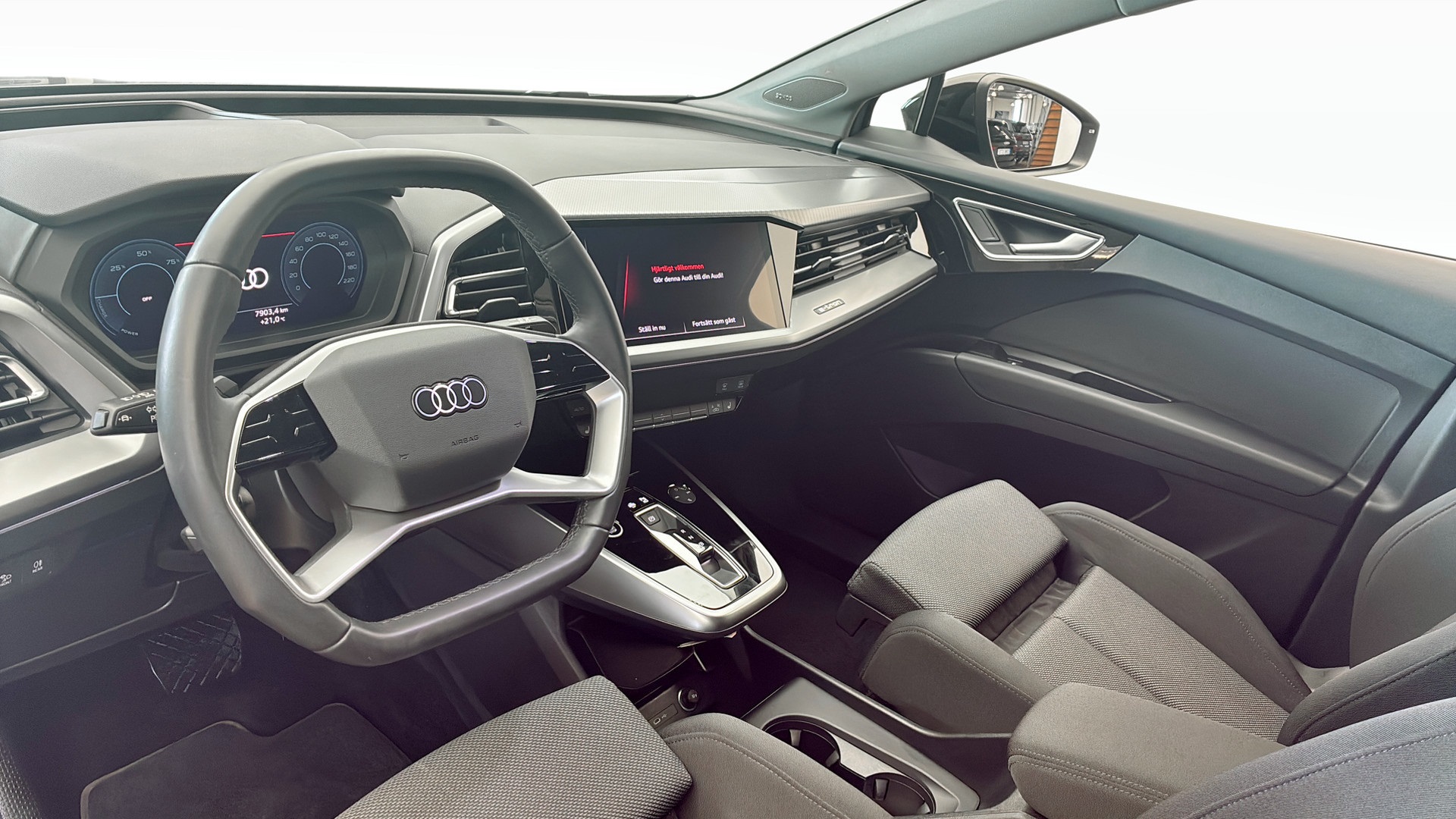 Audi Q4 e-tron HMK31B