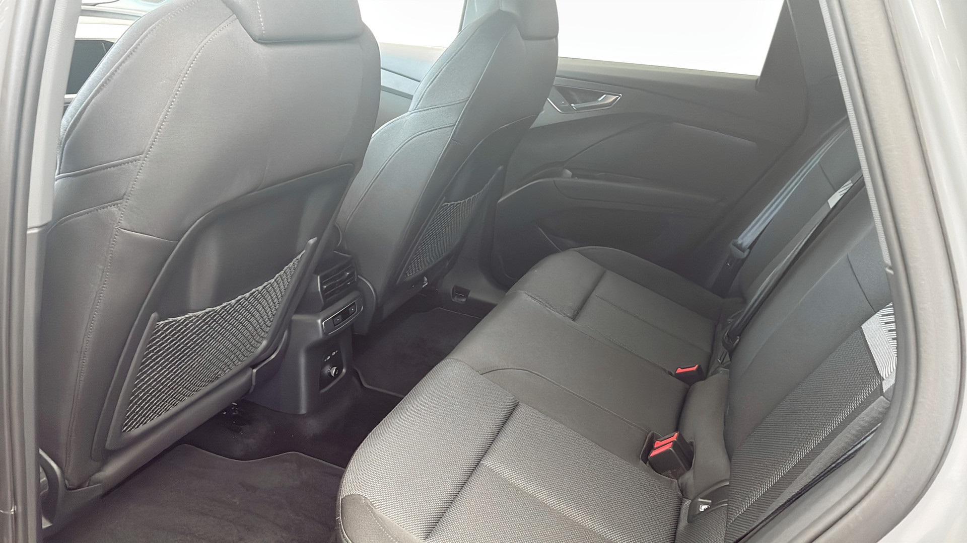 Audi Q4 e-tron HMK31B