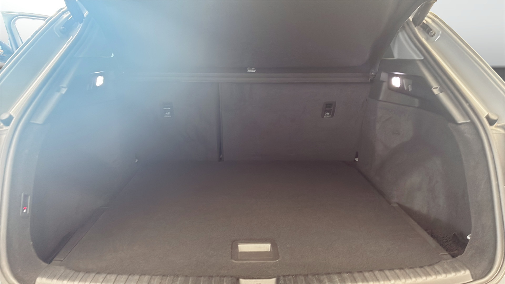 Audi Q4 e-tron HMK31B