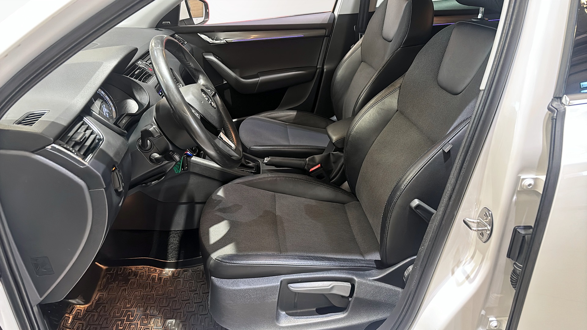 Skoda Octavia HMP07F