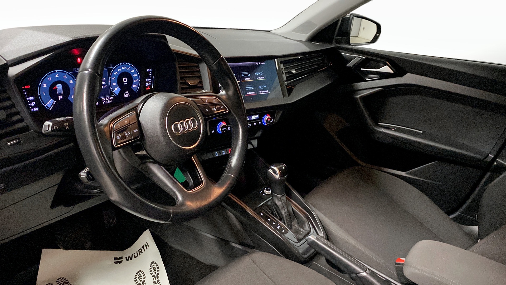 Audi A1 Sportback HMY38J