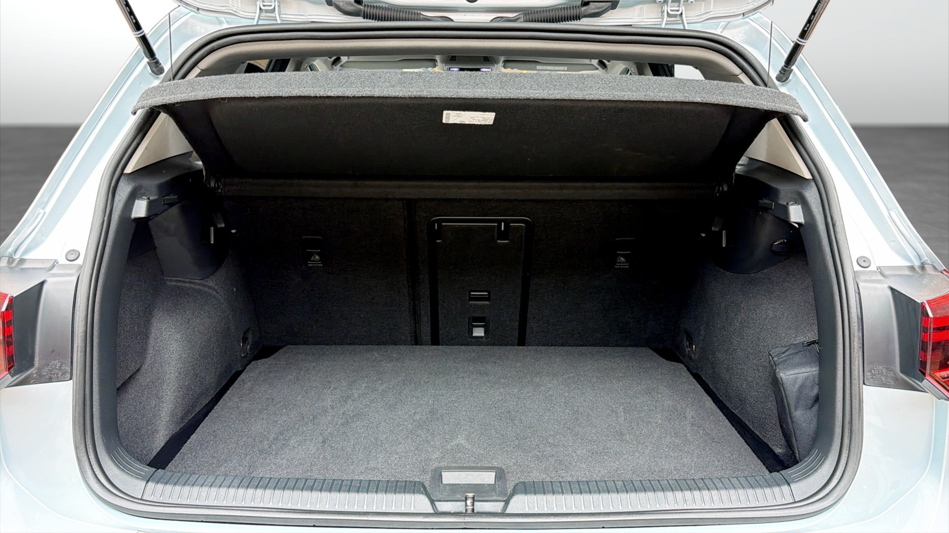 Volkswagen Golf HOE58D