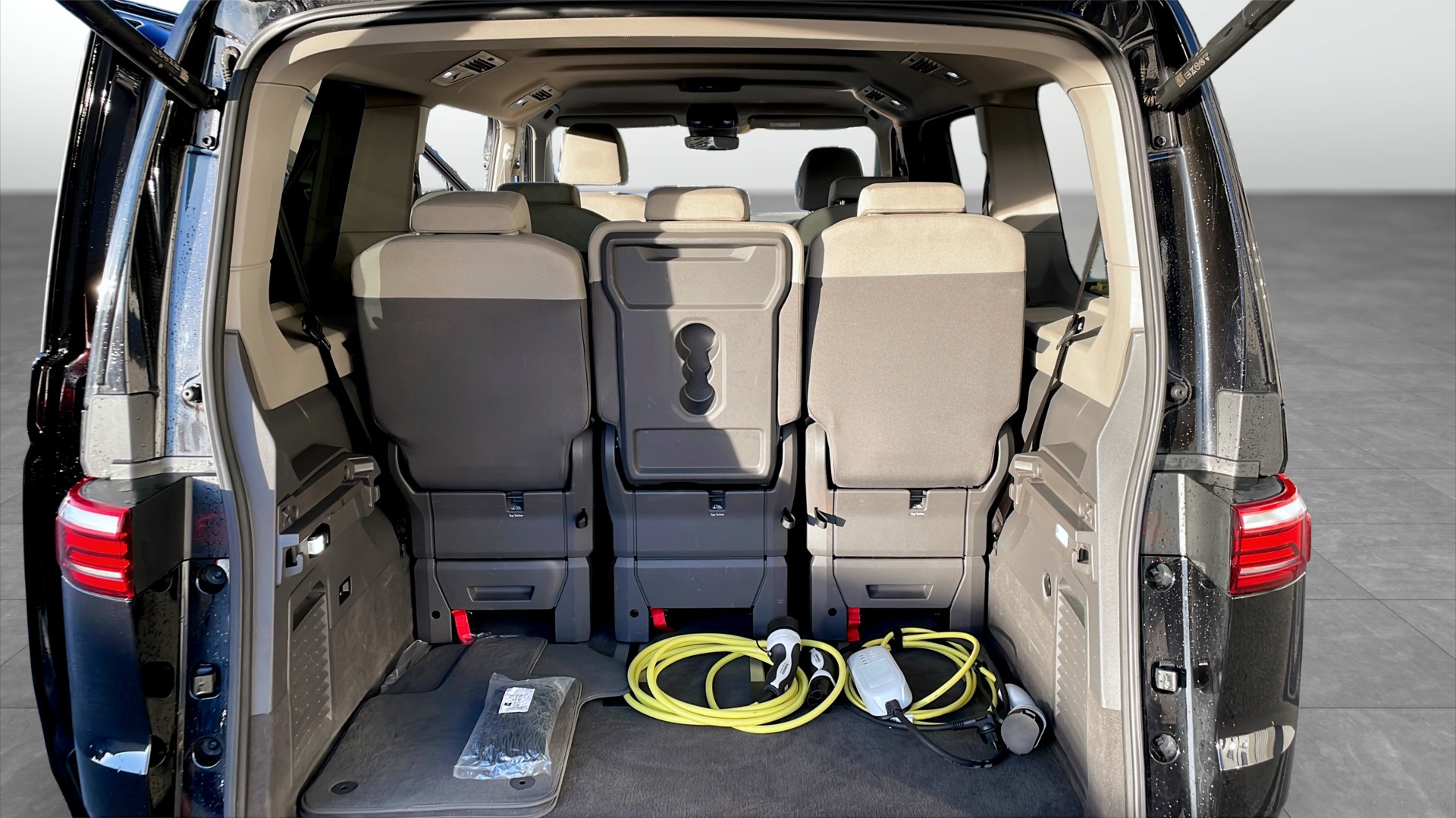 Volkswagen T7 Multivan HOH30Y