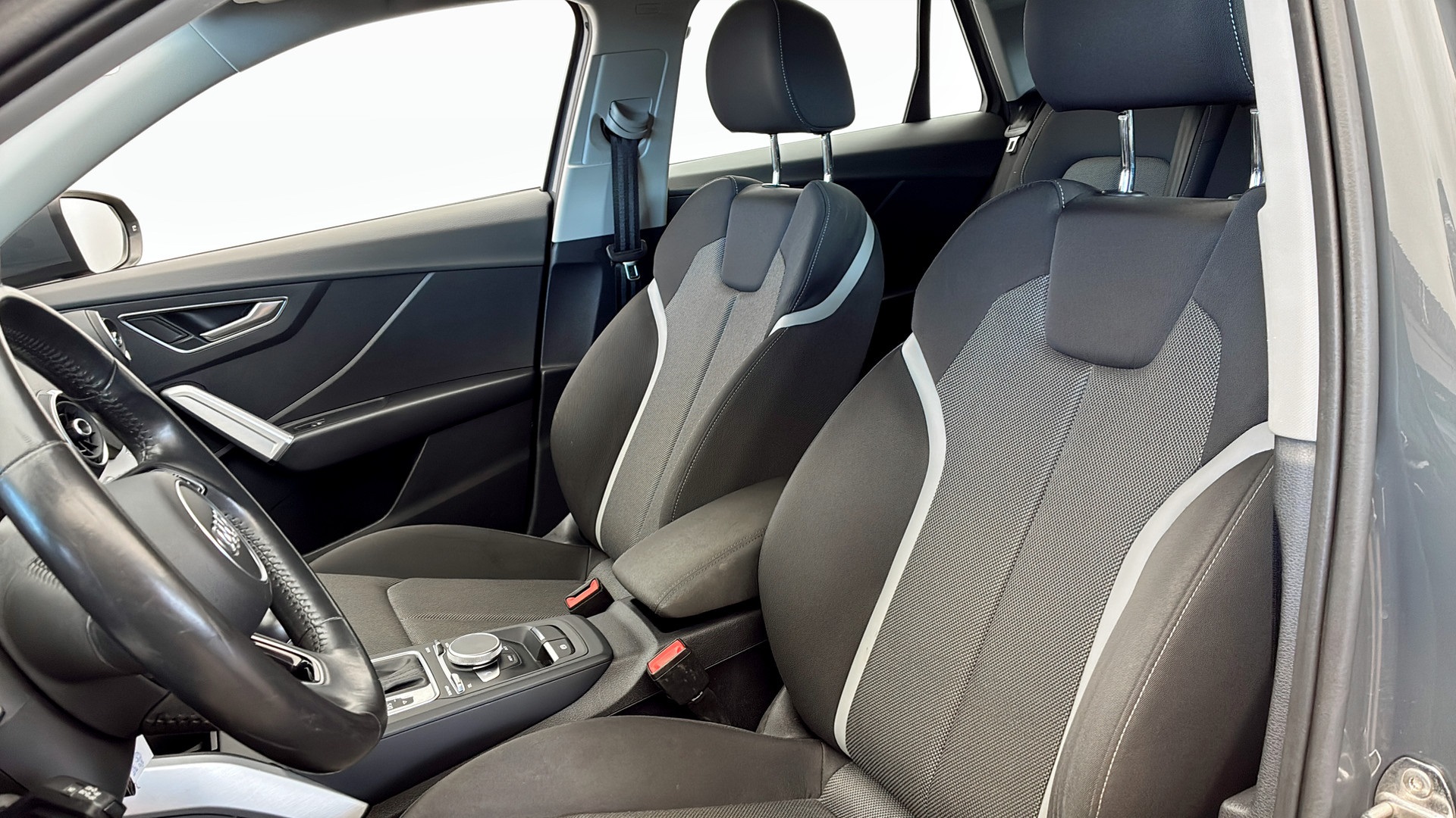 Audi Q2 HOH77G
