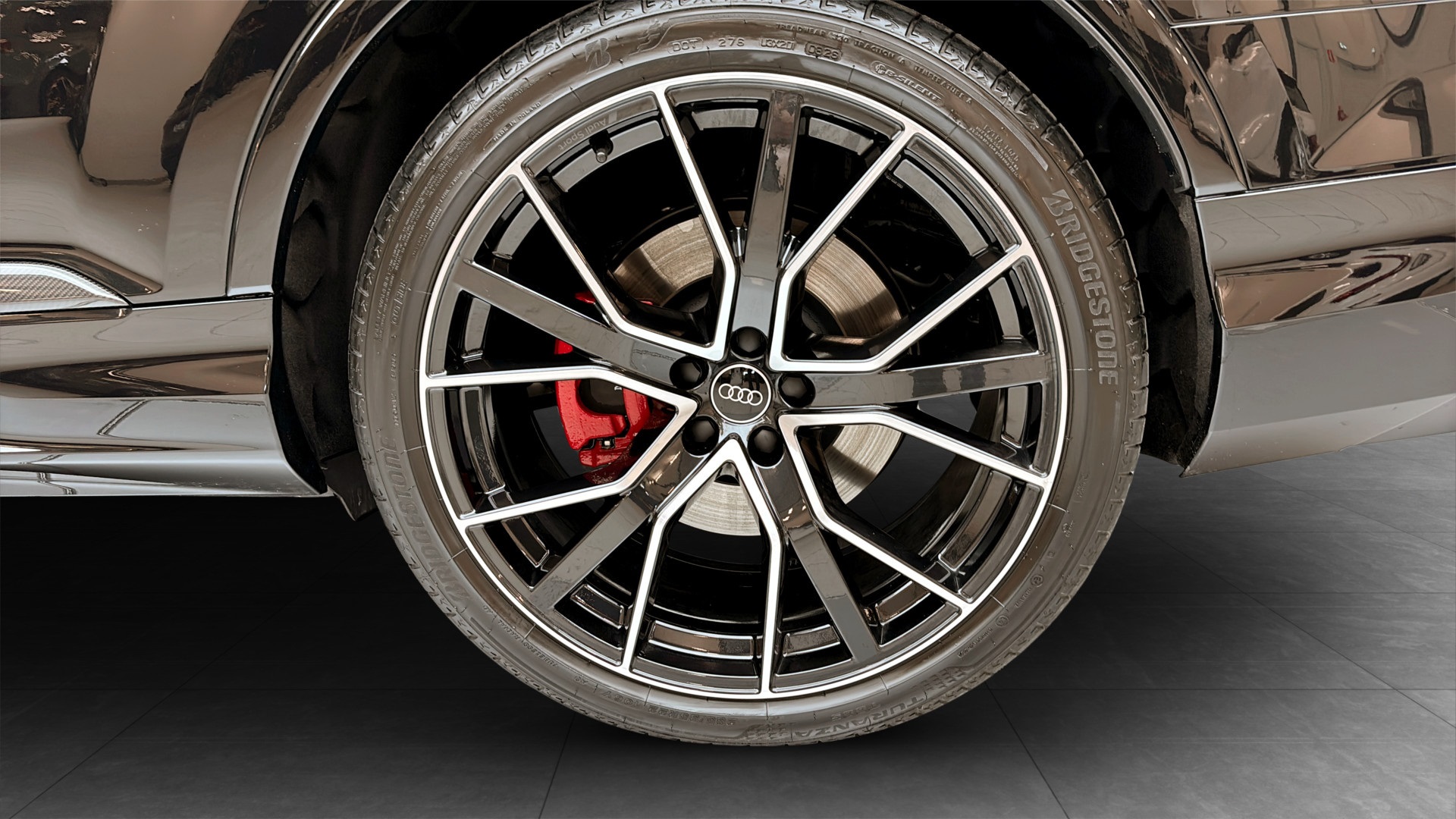 Audi Q7 TFSI e HOM79W