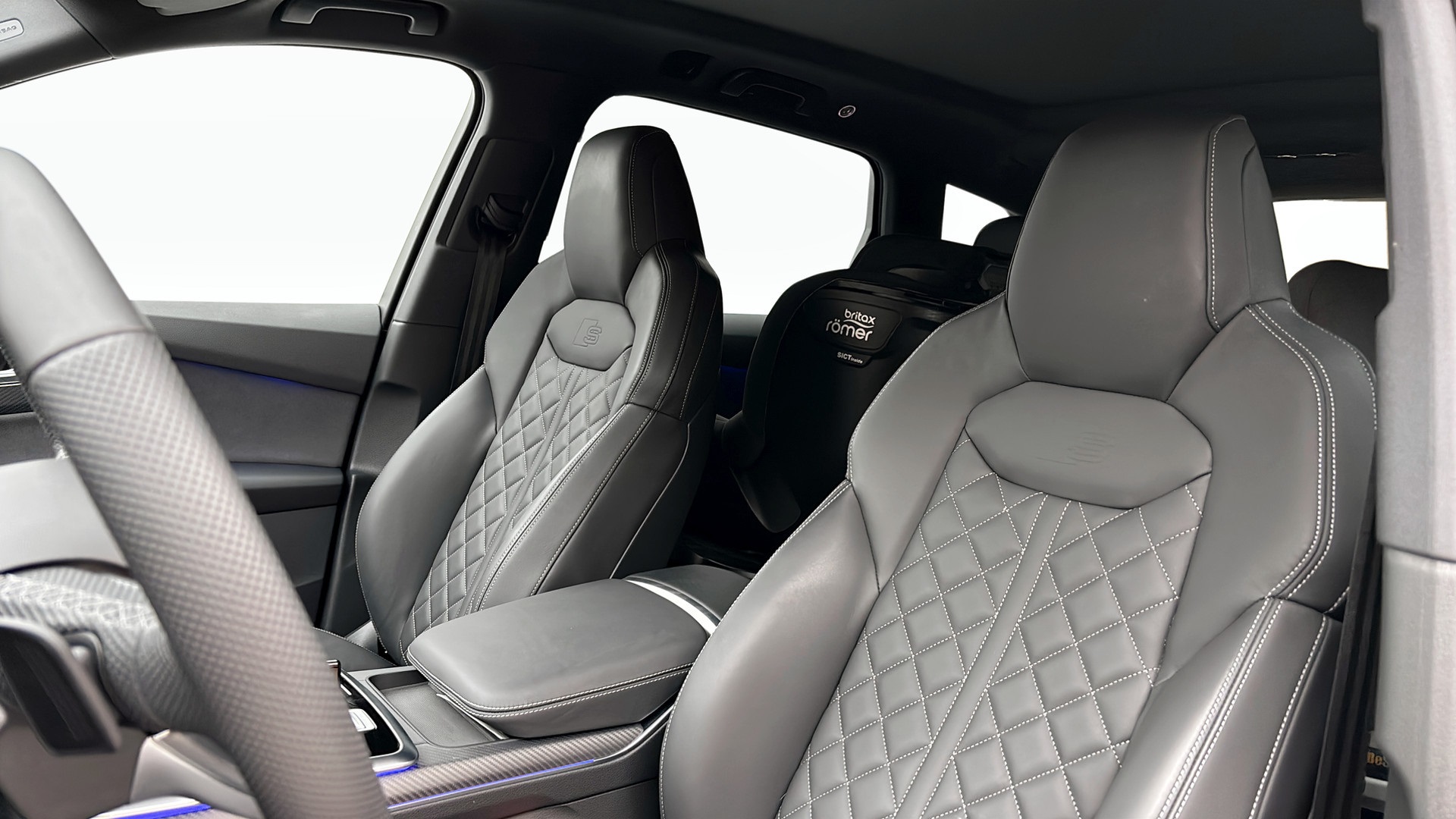 Audi Q7 TFSI e HOM79W