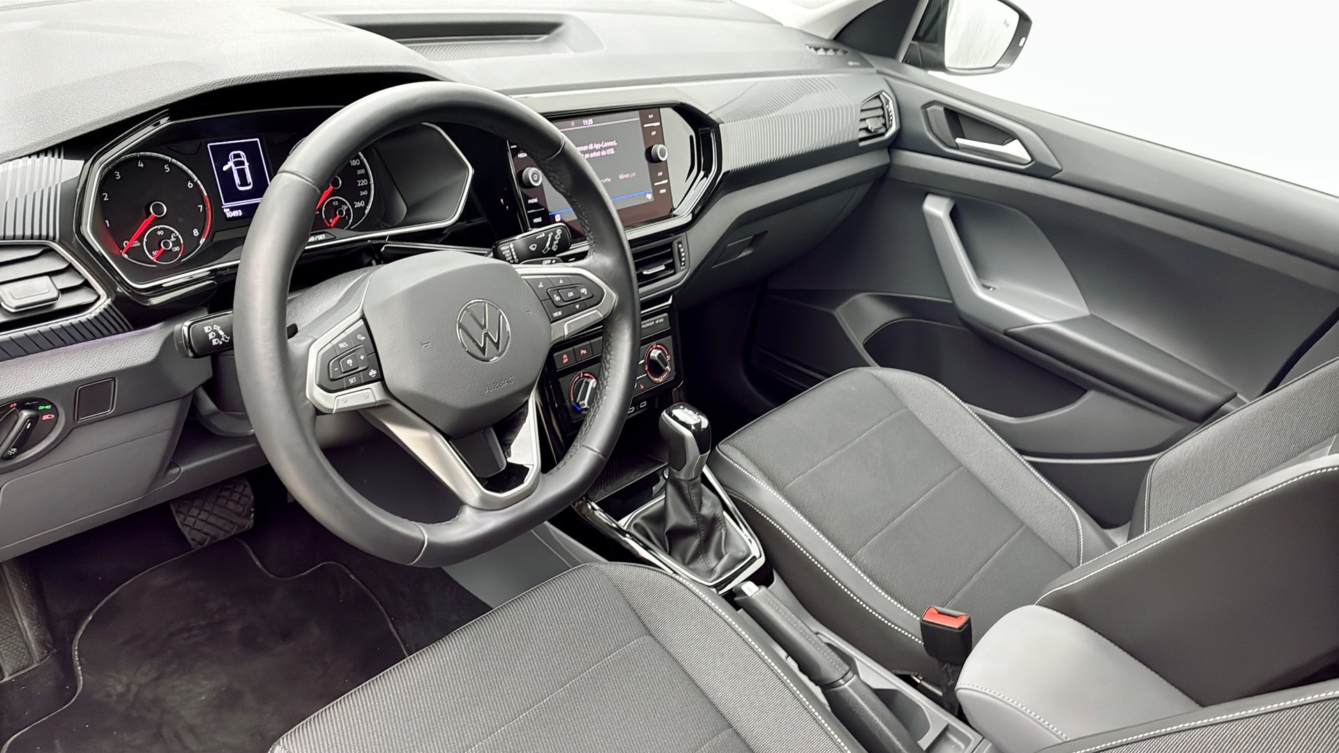Volkswagen T-Cross HPJ90M