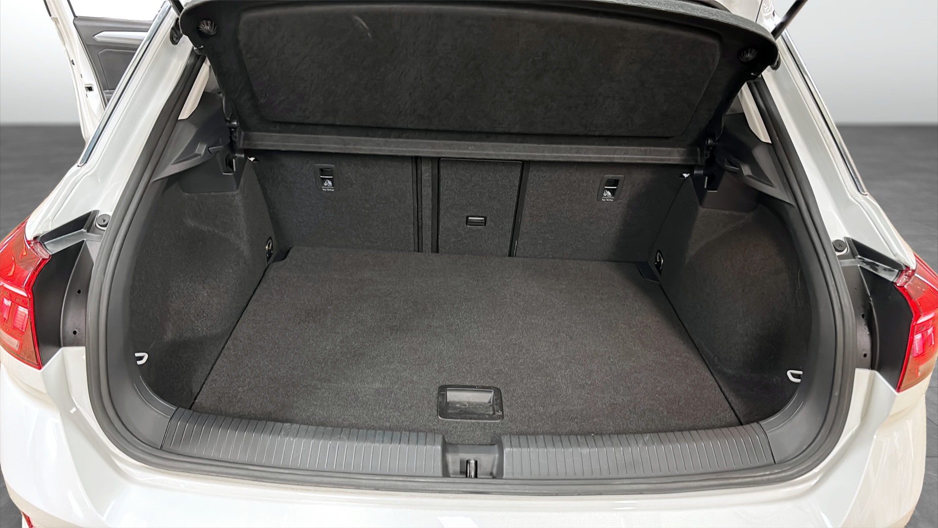 Volkswagen T-Roc HRC94U