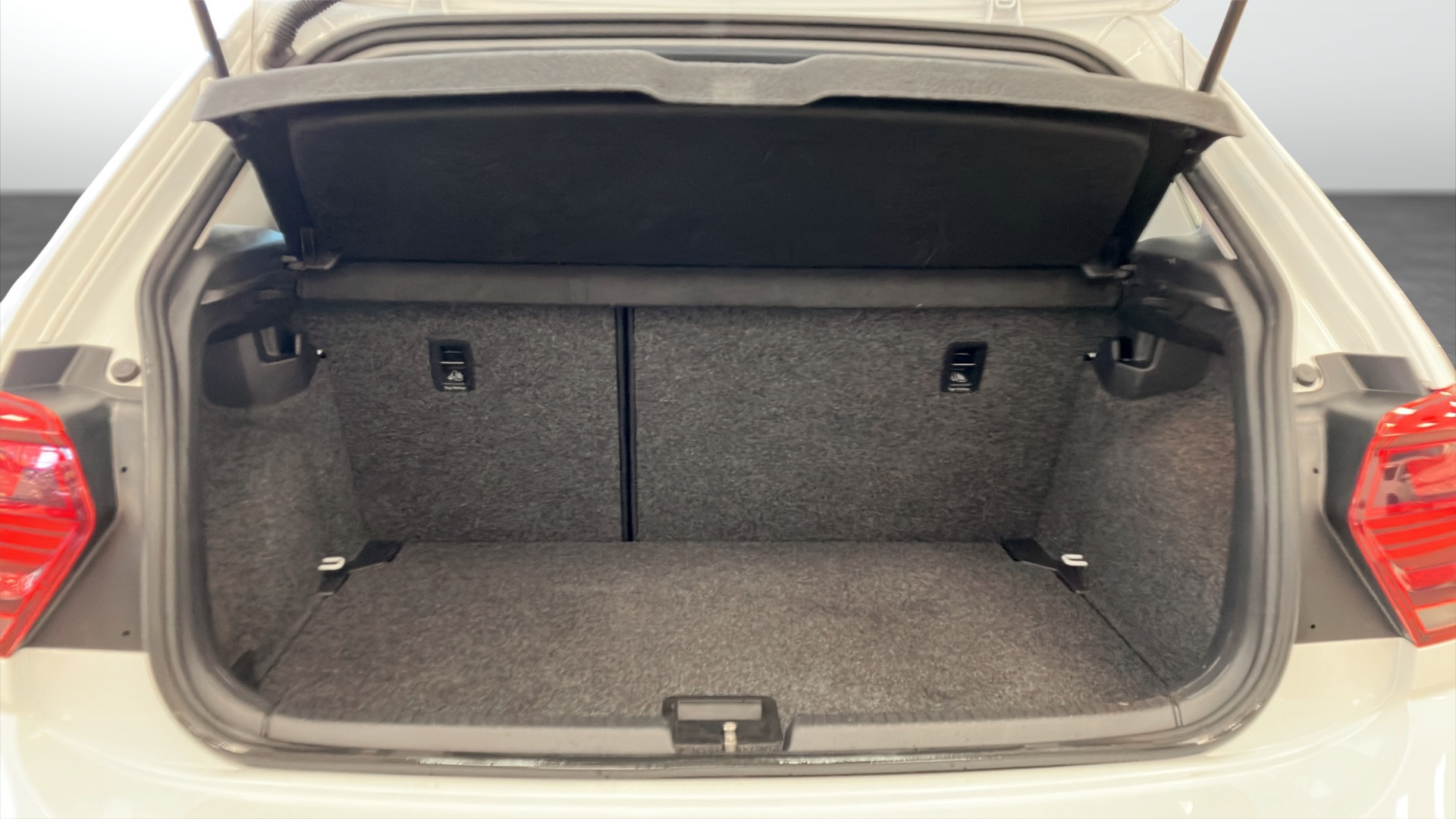 Volkswagen Polo HRJ108