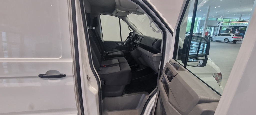 Volkswagen Crafter Skåp kort hjulbas HRL563